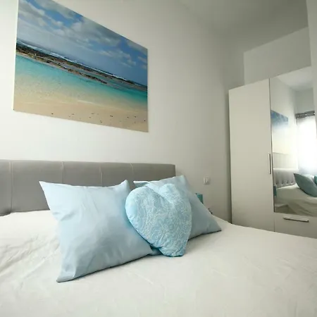 Sea Apartment